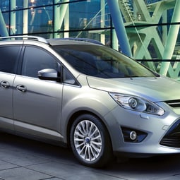 Kein Bijoux: Der Grand C-Max von aussen.